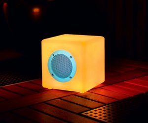 light up cube speaker